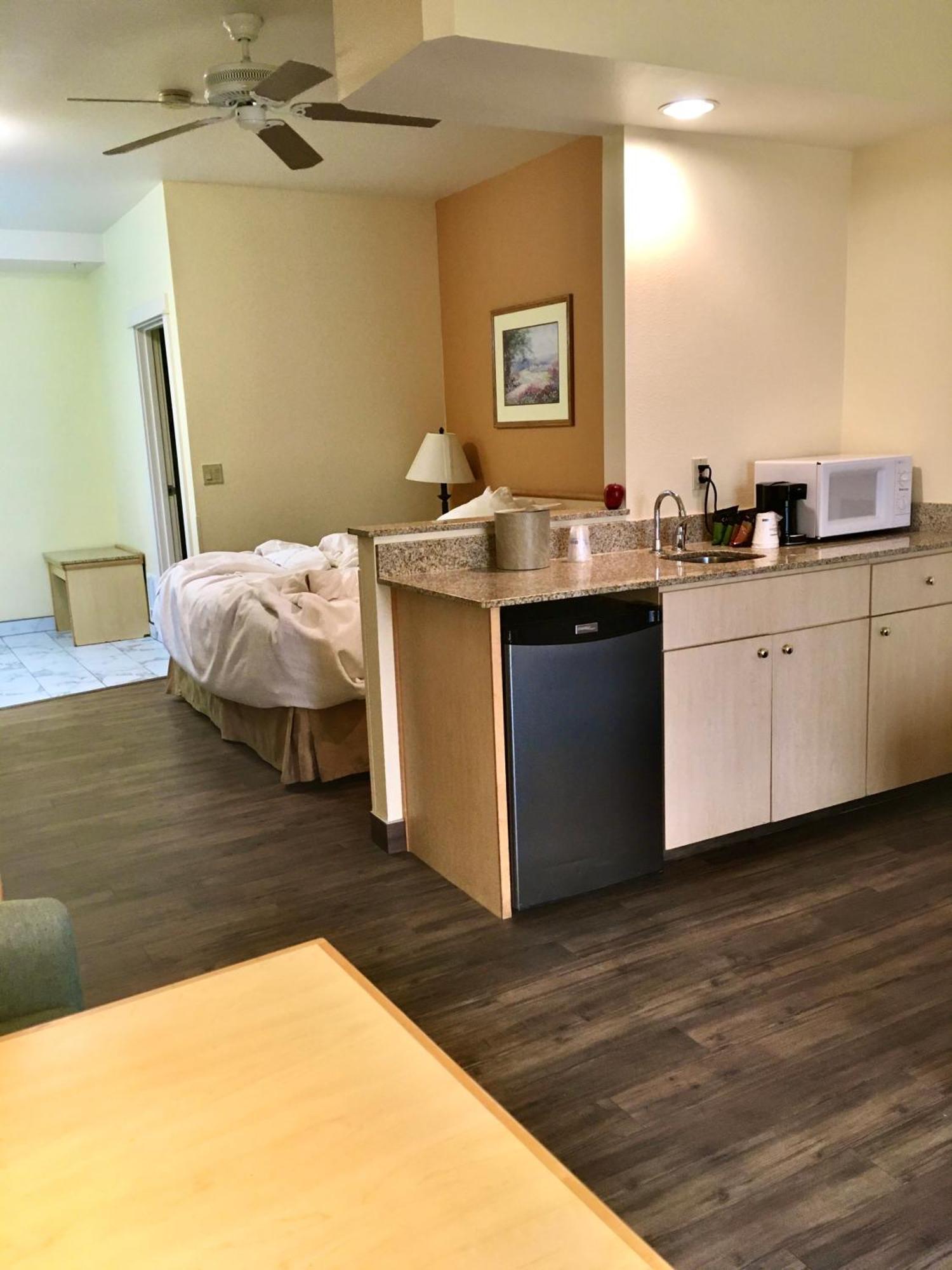 Lighthouse Suites Inn Ocean Shores Εξωτερικό φωτογραφία